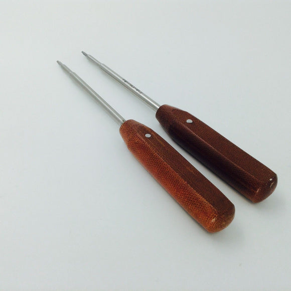 A set of Bone Screw Drivers kit 1.2mm,1.5mm hex head orthopedics instruments